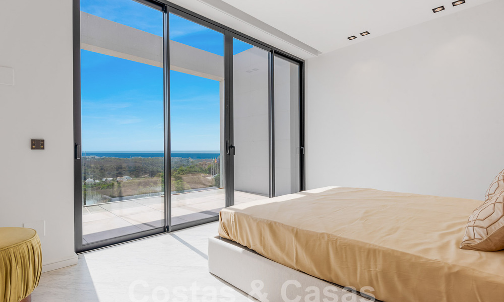Nouvelle villa design et moderne à vendre avec vue imprenable sur la mer dans un complexe de golf cinq étoiles à Marbella - Benahavis 55850