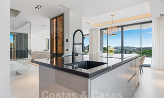 Nouvelle villa design et moderne à vendre avec vue imprenable sur la mer dans un complexe de golf cinq étoiles à Marbella - Benahavis 55868 