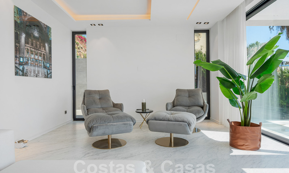Nouvelle villa design et moderne à vendre avec vue imprenable sur la mer dans un complexe de golf cinq étoiles à Marbella - Benahavis 55872