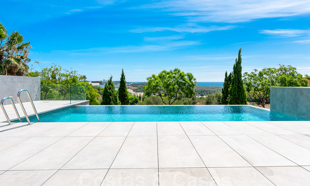 Nouvelle villa design et moderne à vendre avec vue imprenable sur la mer dans un complexe de golf cinq étoiles à Marbella - Benahavis 55892