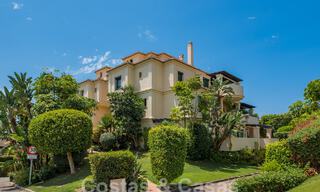 Luxueux penthouse en duplex à vendre dans un complexe fermé adjacent au terrain de golf à Marbella - Benahavis 55991 