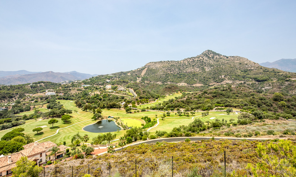 Villa de luxe ultra-moderne, prête à être emménagée, à vendre sur le front de golf du prestigieux Marbella Club Golf Resort à Benahavis 56139