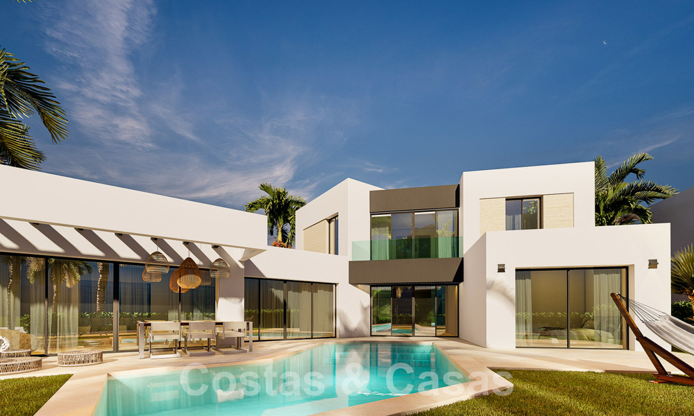 Villas de luxe neuves et modernes à vendre sur un golf de première ligne à proximité de toutes les commodités à Estepona 55730