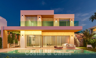 Villas de luxe neuves et modernes à vendre sur un golf de première ligne à proximité de toutes les commodités à Estepona 55731 