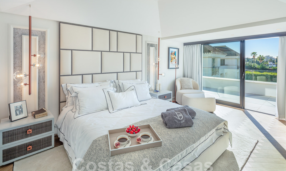 Villa supérieure rénovée de style moderne à vendre au cœur de la vallée du golf de Nueva Andalucia, Marbella 56042