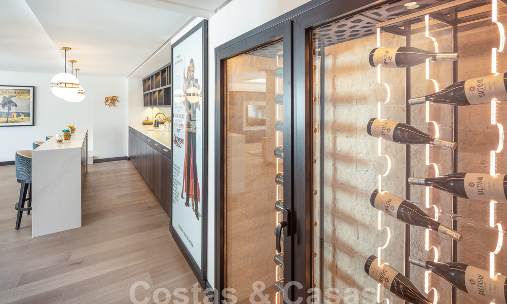 Villa supérieure rénovée de style moderne à vendre au cœur de la vallée du golf de Nueva Andalucia, Marbella 56063