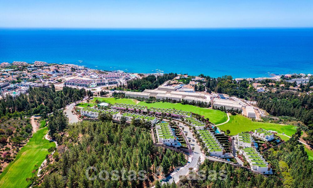 Nouveau projet de maisons mitoyennes à vendre, à deux pas du club de golf de Mijas Costa, Costa del Sol 61201