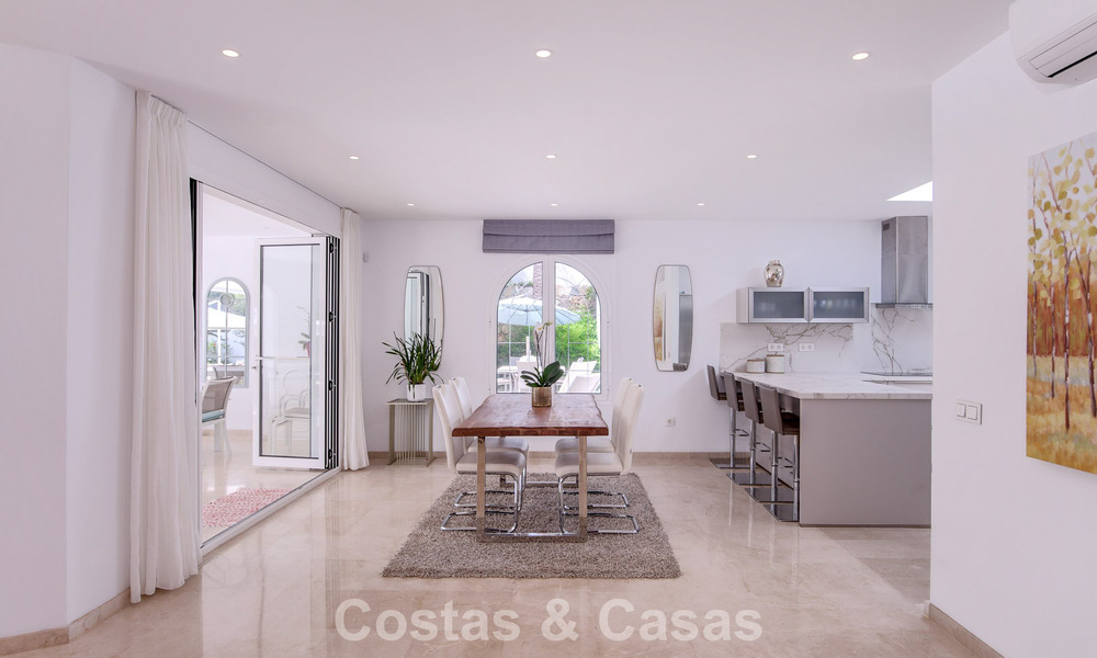 Villa de plain-pied à vendre à quelques pas de la plage sur le nouveau Golden Mile entre Marbella et Estepona 56488
