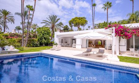 Villa de plain-pied à vendre à quelques pas de la plage sur le nouveau Golden Mile entre Marbella et Estepona 56491