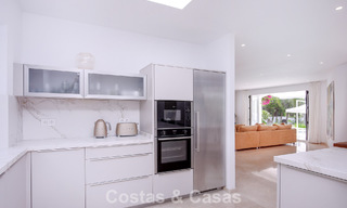 Villa de plain-pied à vendre à quelques pas de la plage sur le nouveau Golden Mile entre Marbella et Estepona 56494 
