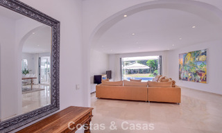 Villa de plain-pied à vendre à quelques pas de la plage sur le nouveau Golden Mile entre Marbella et Estepona 56520 