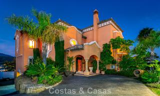 Prestigieuse villa de luxe à vendre dans un style espagnol classique avec vue sur la mer à La Quinta à Marbella - Benahavis 56521 