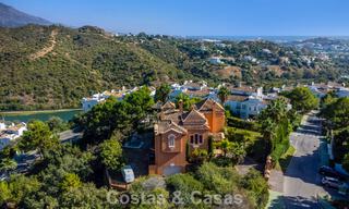 Prestigieuse villa de luxe à vendre dans un style espagnol classique avec vue sur la mer à La Quinta à Marbella - Benahavis 56523 