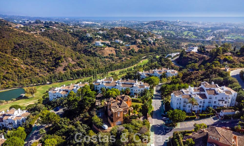 Prestigieuse villa de luxe à vendre dans un style espagnol classique avec vue sur la mer à La Quinta à Marbella - Benahavis 56524
