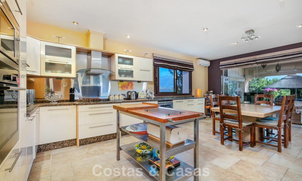 Prestigieuse villa de luxe à vendre dans un style espagnol classique avec vue sur la mer à La Quinta à Marbella - Benahavis 56529
