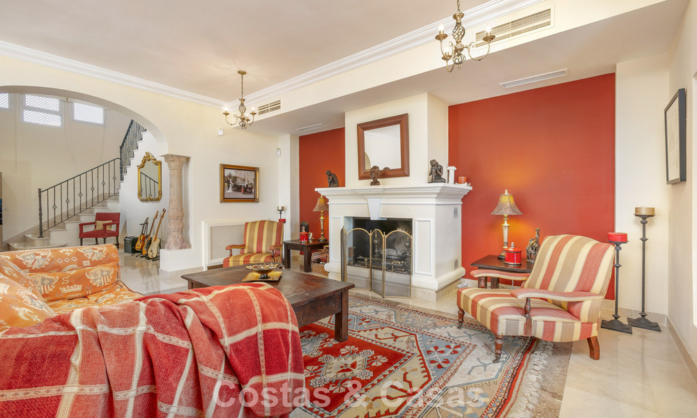 Prestigieuse villa de luxe à vendre dans un style espagnol classique avec vue sur la mer à La Quinta à Marbella - Benahavis 56533