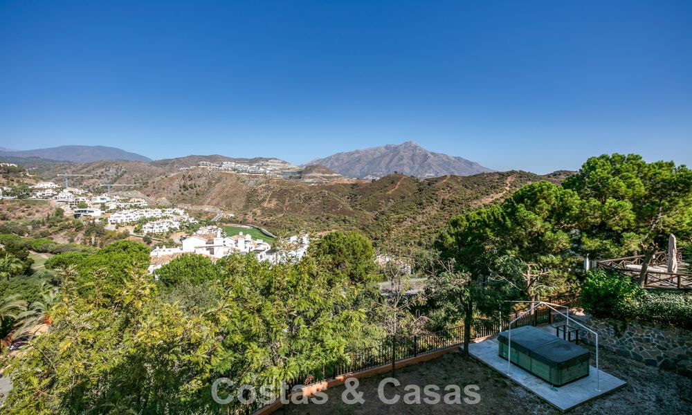 Prestigieuse villa de luxe à vendre dans un style espagnol classique avec vue sur la mer à La Quinta à Marbella - Benahavis 56542
