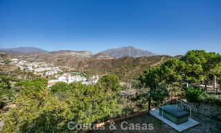 Prestigieuse villa de luxe à vendre dans un style espagnol classique avec vue sur la mer à La Quinta à Marbella - Benahavis 56542 