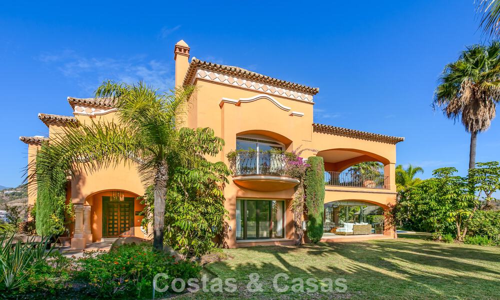 Prestigieuse villa de luxe à vendre dans un style espagnol classique avec vue sur la mer à La Quinta à Marbella - Benahavis 56557