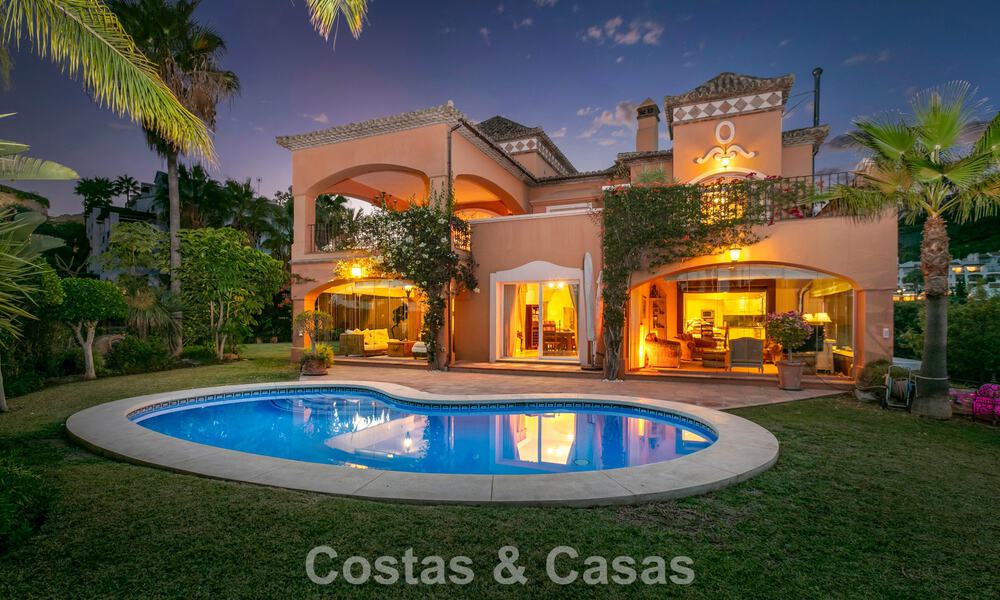Prestigieuse villa de luxe à vendre dans un style espagnol classique avec vue sur la mer à La Quinta à Marbella - Benahavis 56569