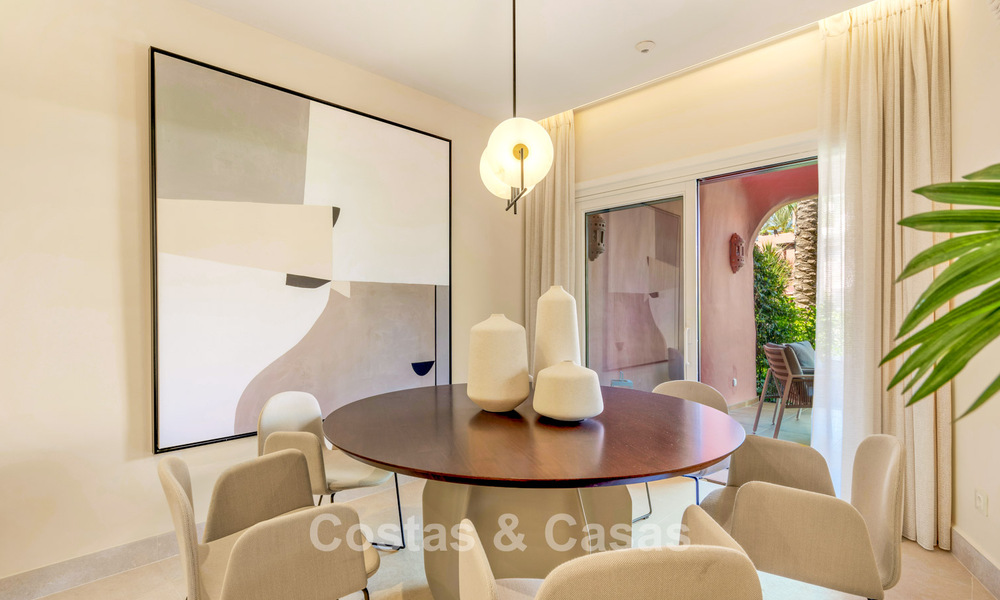 Prestigieux appartement avec jardin à vendre dans un complexe balnéaire de première ligne sur le nouveau Golden Mile entre Marbella et le centre d'Estepona 56610