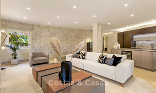 Prestigieux appartement avec jardin à vendre dans un complexe balnéaire de première ligne sur le nouveau Golden Mile entre Marbella et le centre d'Estepona 56622 