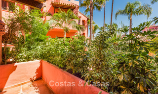 Prestigieux appartement avec jardin à vendre dans un complexe balnéaire de première ligne sur le nouveau Golden Mile entre Marbella et le centre d'Estepona 56630 