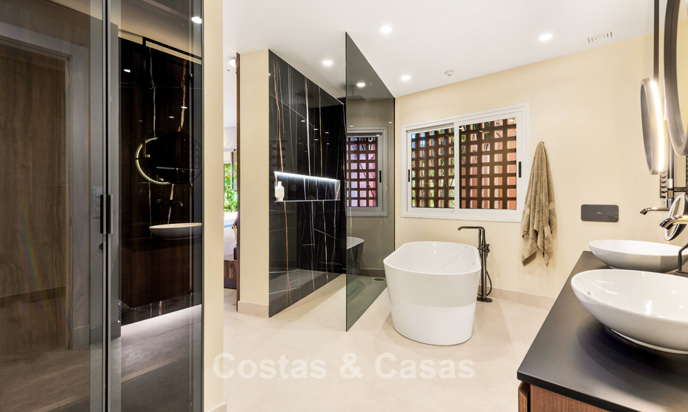 Prestigieux appartement avec jardin à vendre dans un complexe balnéaire de première ligne sur le nouveau Golden Mile entre Marbella et le centre d'Estepona 56634