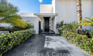 Villa contemporaine de luxe à vendre avec vue sur la mer dans un complexe de golf cinq étoiles à Marbella - Benahavis 56753 