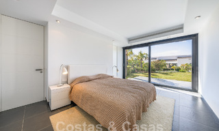 Villa contemporaine de luxe à vendre avec vue sur la mer dans un complexe de golf cinq étoiles à Marbella - Benahavis 56756 
