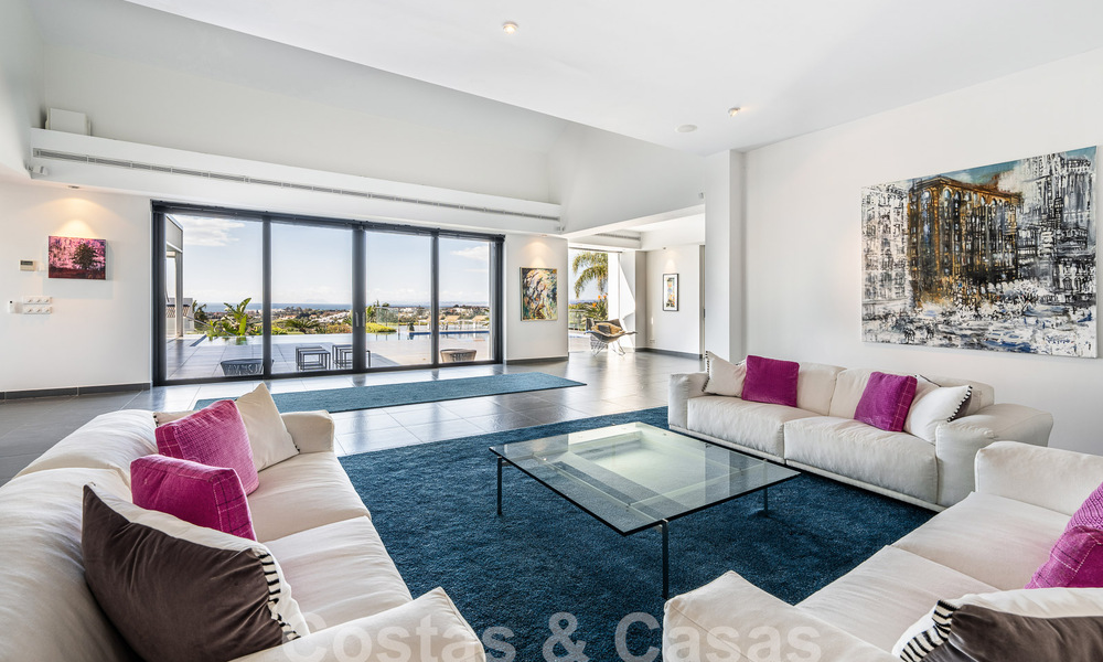 Villa contemporaine de luxe à vendre avec vue sur la mer dans un complexe de golf cinq étoiles à Marbella - Benahavis 56757