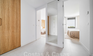 Penthouse de luxe de style scandinave entièrement rénové à vendre avec terrasse spacieuse, sur le Golden Mile de Marbella 56816 