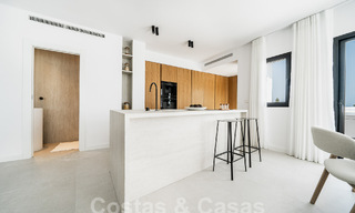 Penthouse de luxe de style scandinave entièrement rénové à vendre avec terrasse spacieuse, sur le Golden Mile de Marbella 56819 