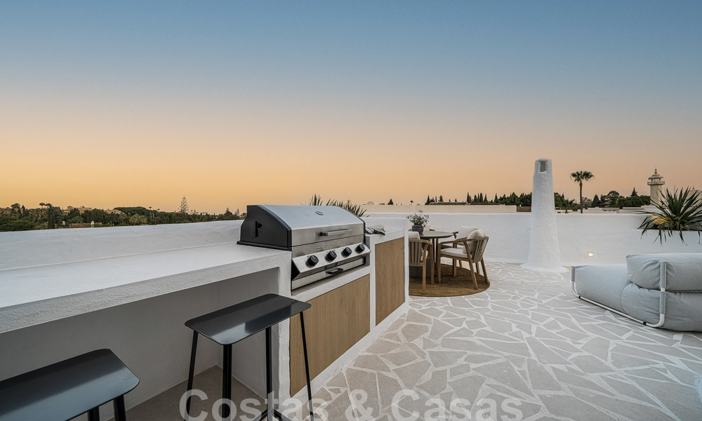 Penthouse de luxe de style scandinave entièrement rénové à vendre avec terrasse spacieuse, sur le Golden Mile de Marbella 56829
