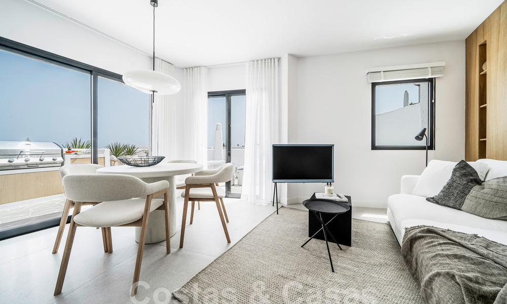 Penthouse de luxe de style scandinave entièrement rénové à vendre avec terrasse spacieuse, sur le Golden Mile de Marbella 56831