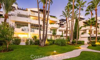 Appartement de luxe sophistiqué à vendre dans le complexe exclusif Puente Romano sur le Golden Mile, Marbella 56164 