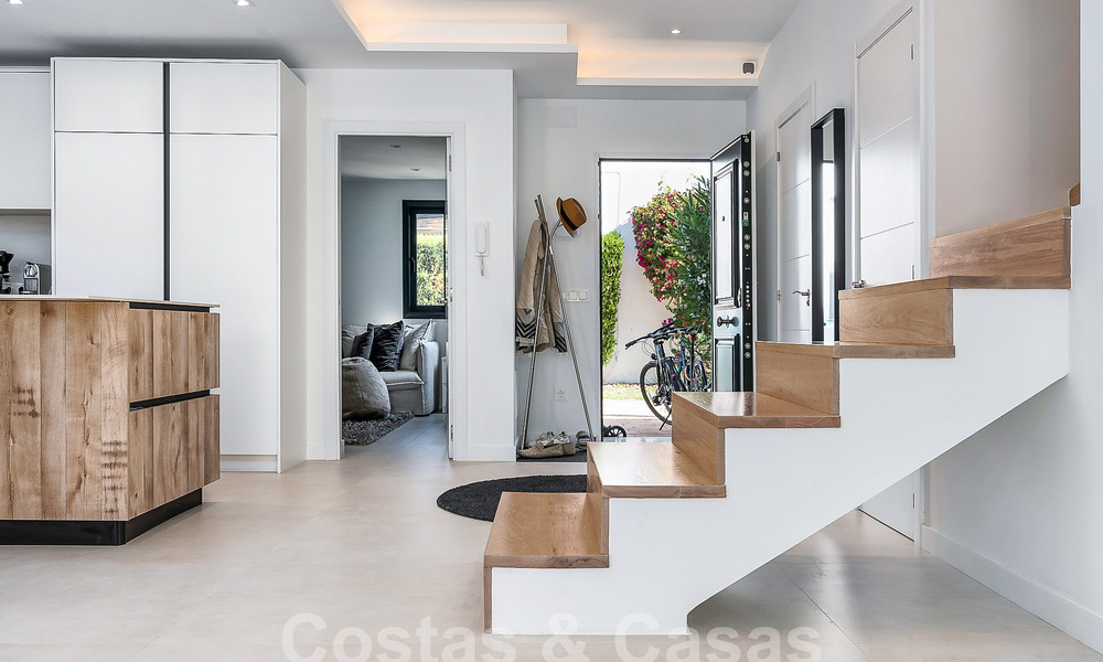 Superbe propriété de luxe à vendre avec piscine privée, à distance de marche de la plage et du centre de San Pedro, Marbella 56772