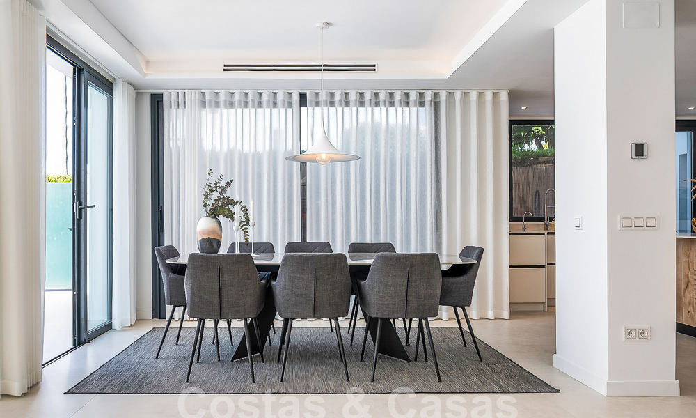 Superbe propriété de luxe à vendre avec piscine privée, à distance de marche de la plage et du centre de San Pedro, Marbella 56775