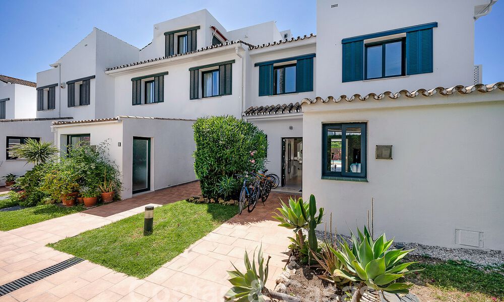 Superbe propriété de luxe à vendre avec piscine privée, à distance de marche de la plage et du centre de San Pedro, Marbella 56798