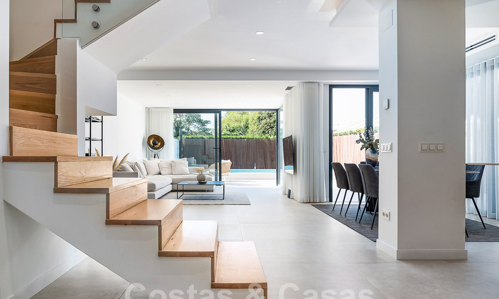 Superbe propriété de luxe à vendre avec piscine privée, à distance de marche de la plage et du centre de San Pedro, Marbella 56799