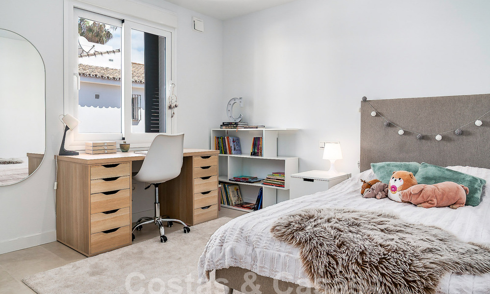 Superbe propriété de luxe à vendre avec piscine privée, à distance de marche de la plage et du centre de San Pedro, Marbella 56805