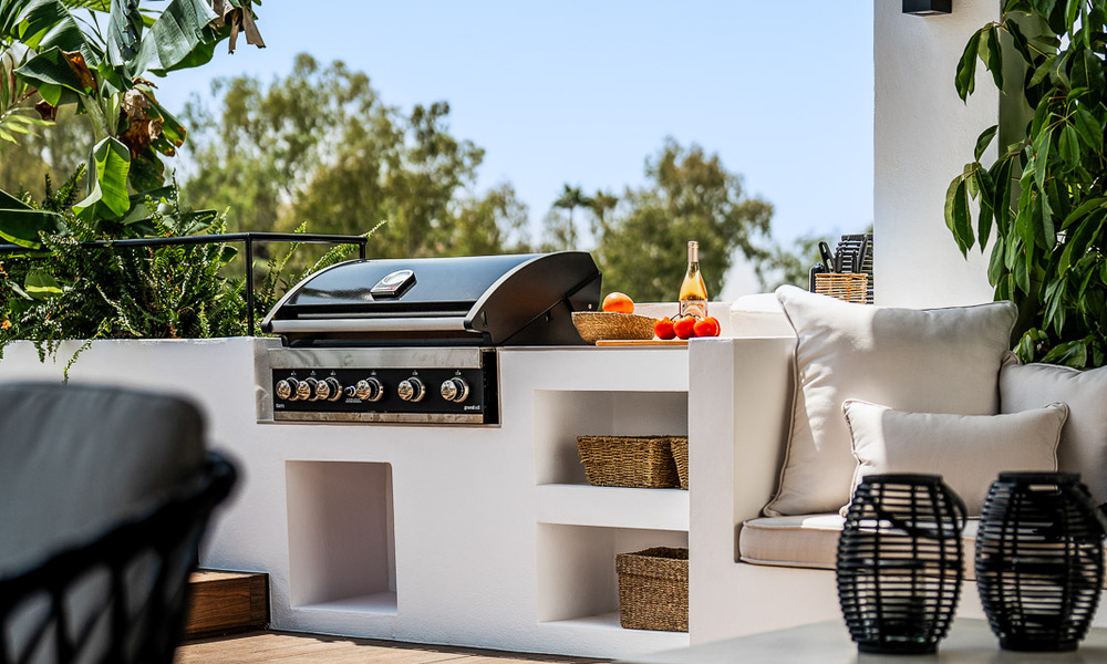 Appartement de luxe à vendre, prêt à être emménagé, avec terrasse et vue sur la mer à Marbella - Benahavis 57290