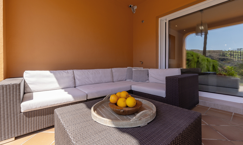 Villa jumelée élégamment rénovée à vendre avec grande piscine privée à Marbella - Benahavis 56389