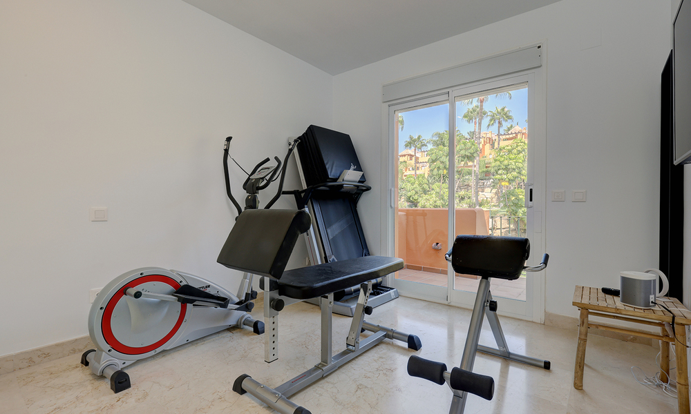 Villa jumelée élégamment rénovée à vendre avec grande piscine privée à Marbella - Benahavis 56426