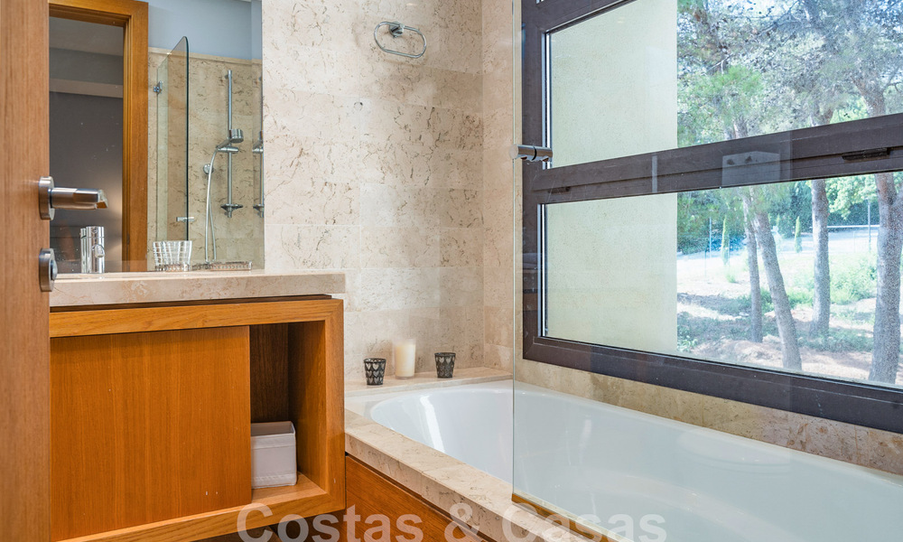 Luxueux appartement méditerranéen moderne à vendre près de la Sierra Blanca sur le Golden Mile de Marbella 57379