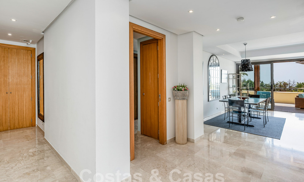 Luxueux appartement méditerranéen moderne à vendre près de la Sierra Blanca sur le Golden Mile de Marbella 57406