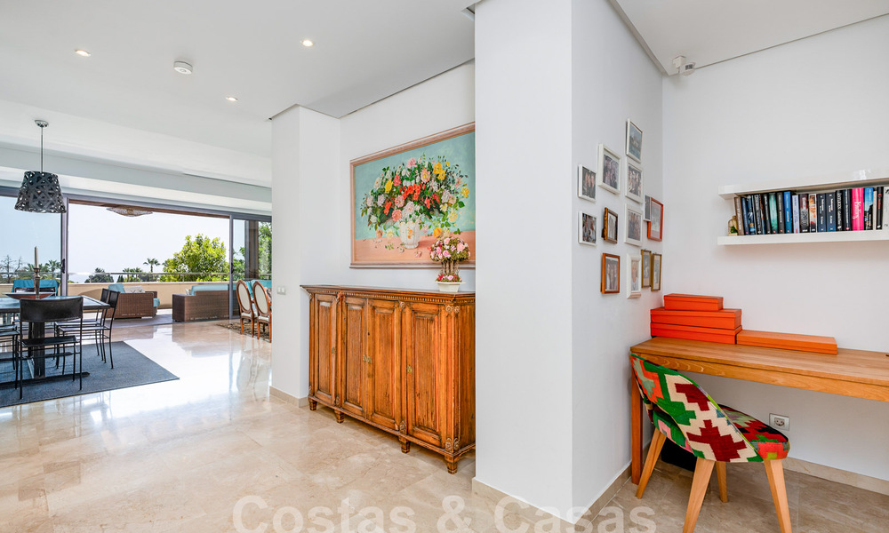 Luxueux appartement méditerranéen moderne à vendre près de la Sierra Blanca sur le Golden Mile de Marbella 57413