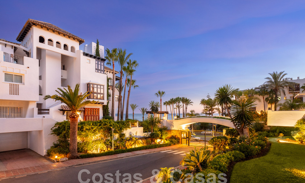 Magnifique appartement à vendre avec vue sur la mer dans la Marina Puente Romano à Marbella 57248