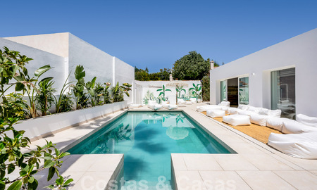Jolie villa de luxe de style Ibiza à vendre à proximité de toutes les commodités à Nueva Andalucia, Marbella 56956