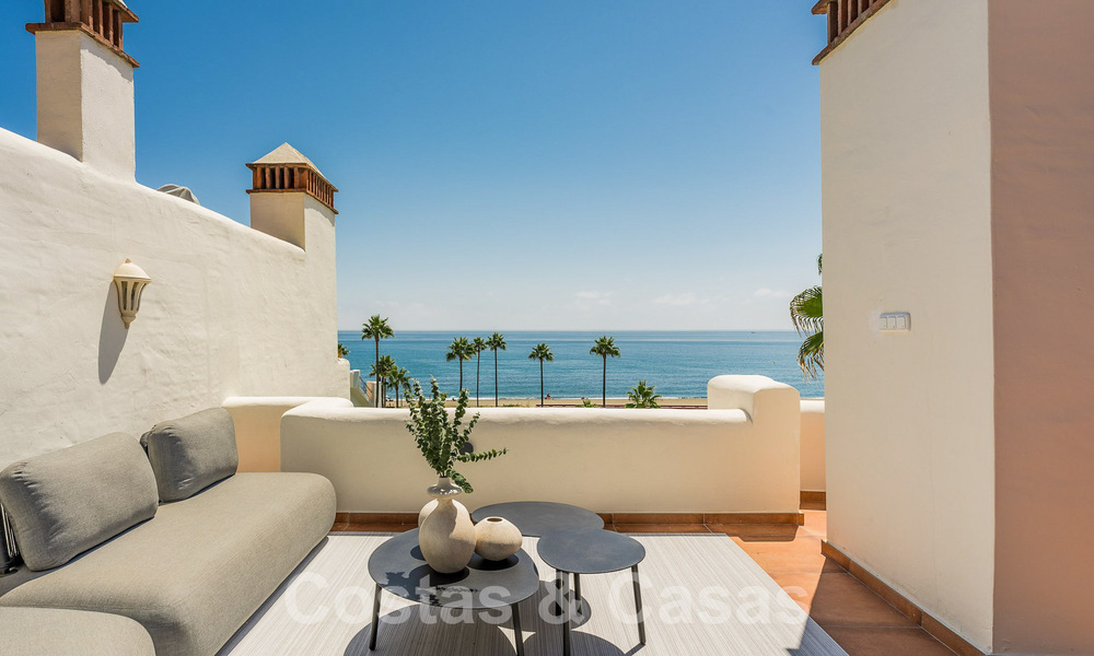 Penthouse de luxe à vendre dans un complexe fermé en front de mer avec une vue magnifique sur la mer sur le nouveau Golden Mile entre Marbella et Estepona 56978